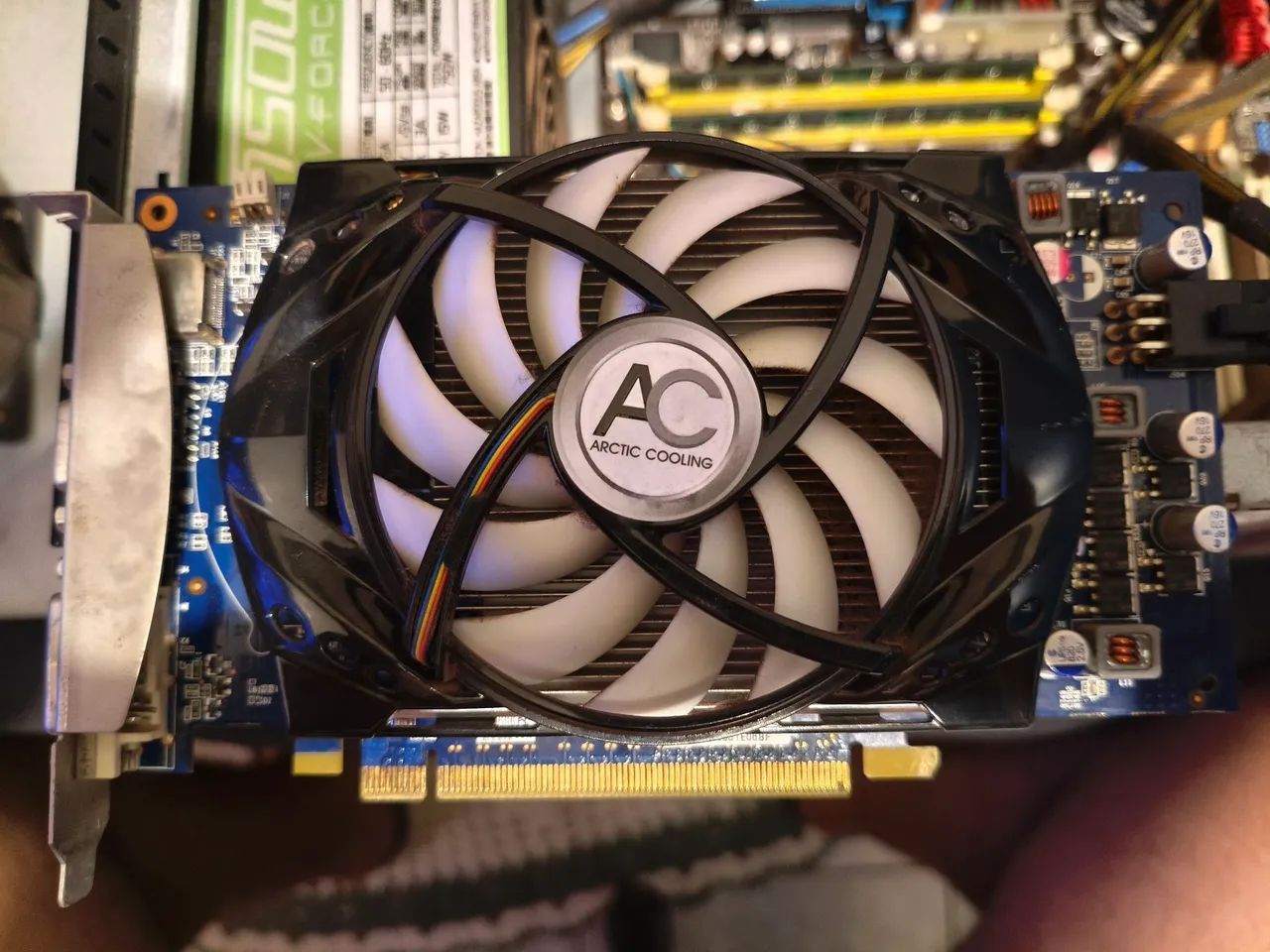 PLACA DE VÍDEO GEFORCE GTS250E 1GB - Foto 2