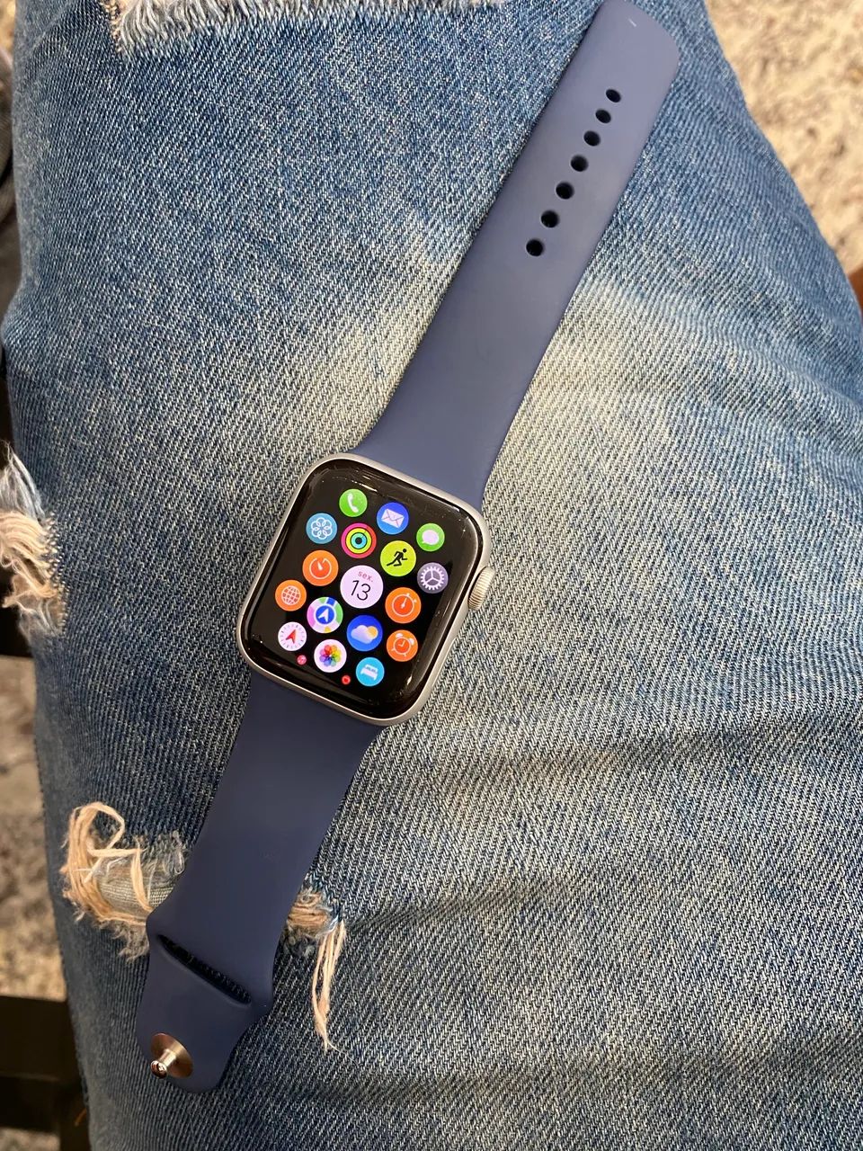 Apple Watch SE iPhone 
