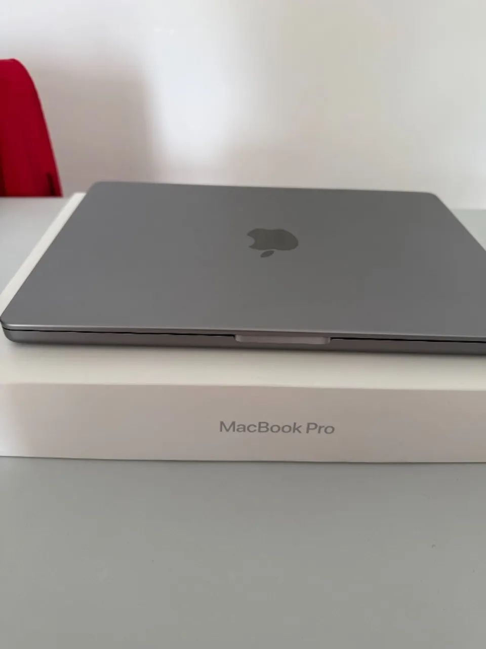 MacBook Pro 14 M2 Max | 96 GB RAM | 1 TB SSD | Impecável