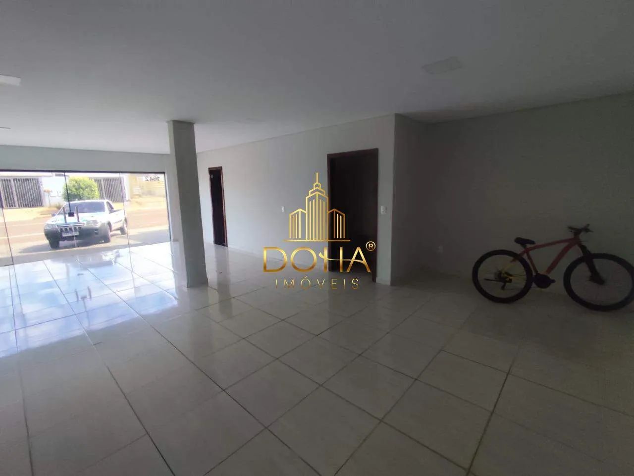 PRÉDIO RESIDENCIAL COM UMA SUÍTE E TRÊS QUARTOS E SALA COMERCIAL Á VENDA - Foto 5