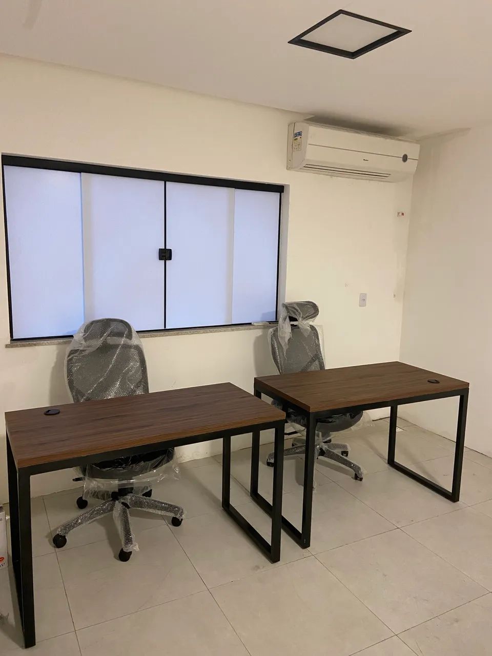 Mesas para estudos ou escritórios  - Foto 2