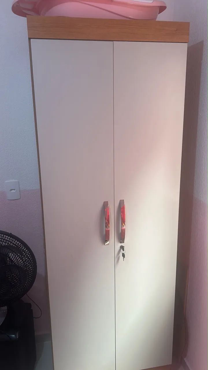 Guarda roupa infantil 