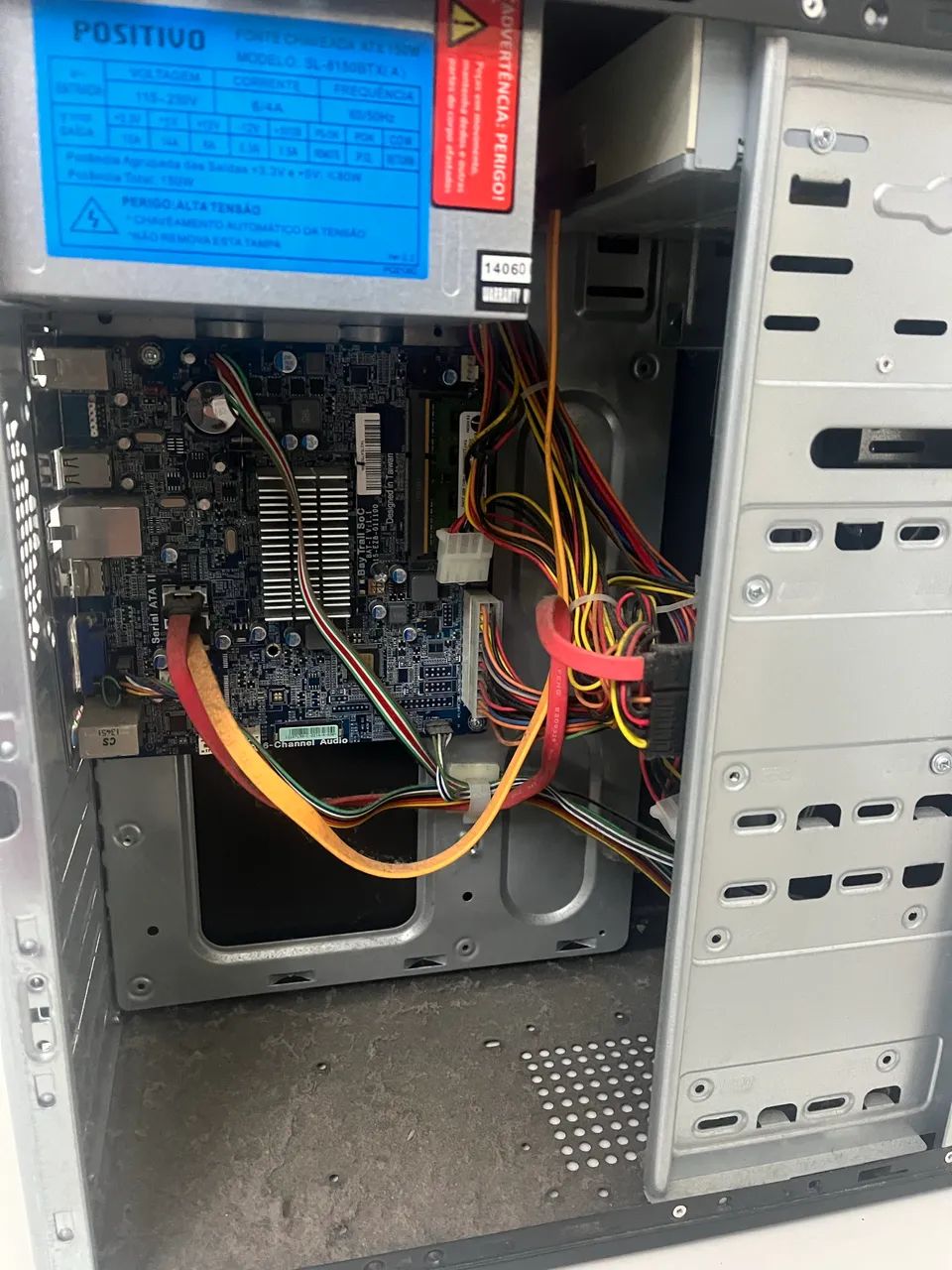 CPU Positivo Antiga para Retirada de Peças ou Conserto - No Estado - Foto 3