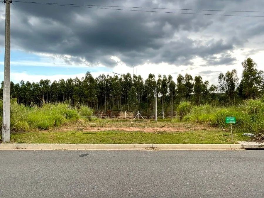 TERRENO EM VIVALEGRO - LOTEAMENTO ABERTO