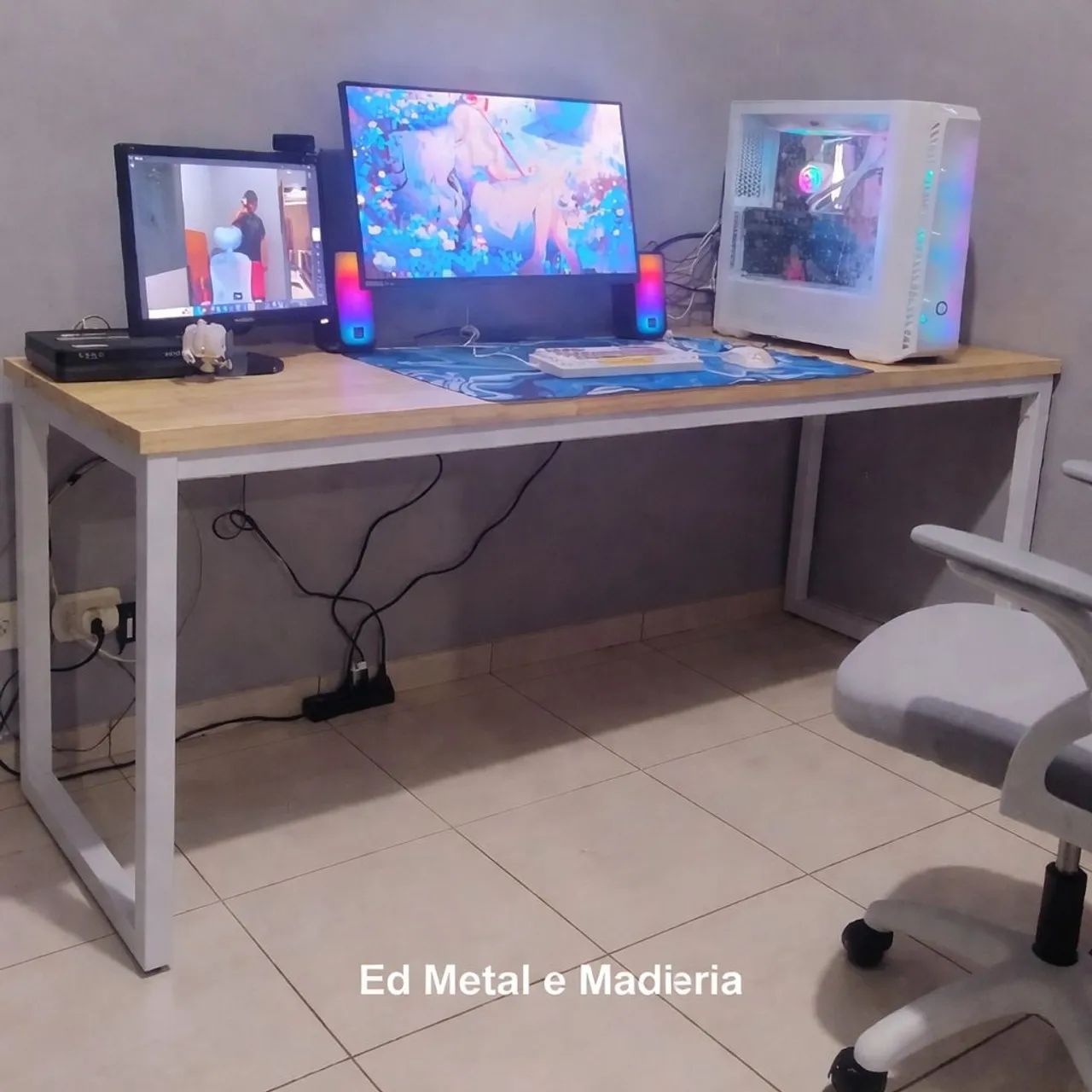 Desk for home office