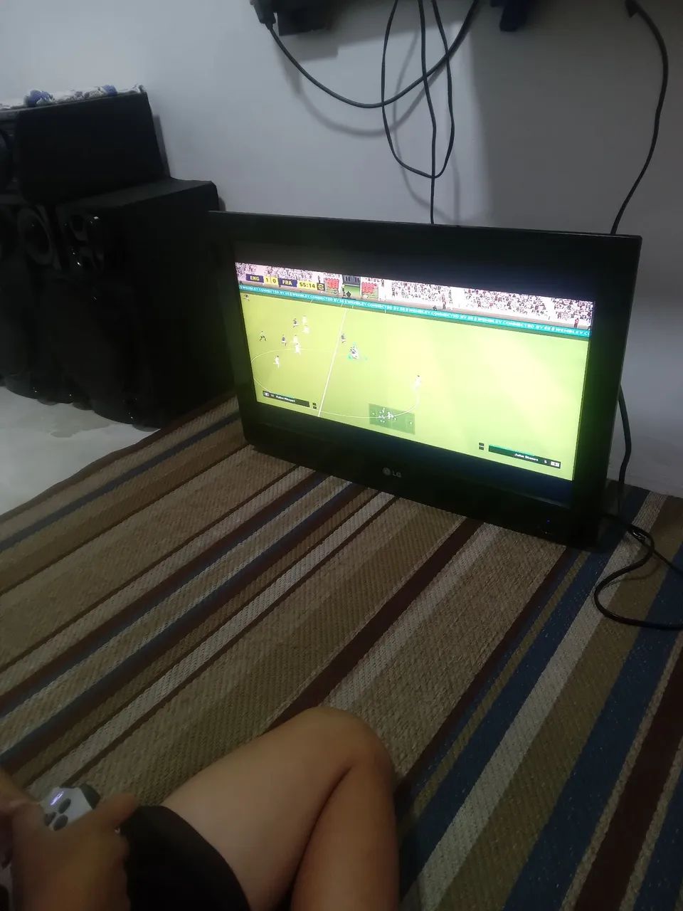 Tv lg 26 polegadas não  é  smart  troco  - Foto 5