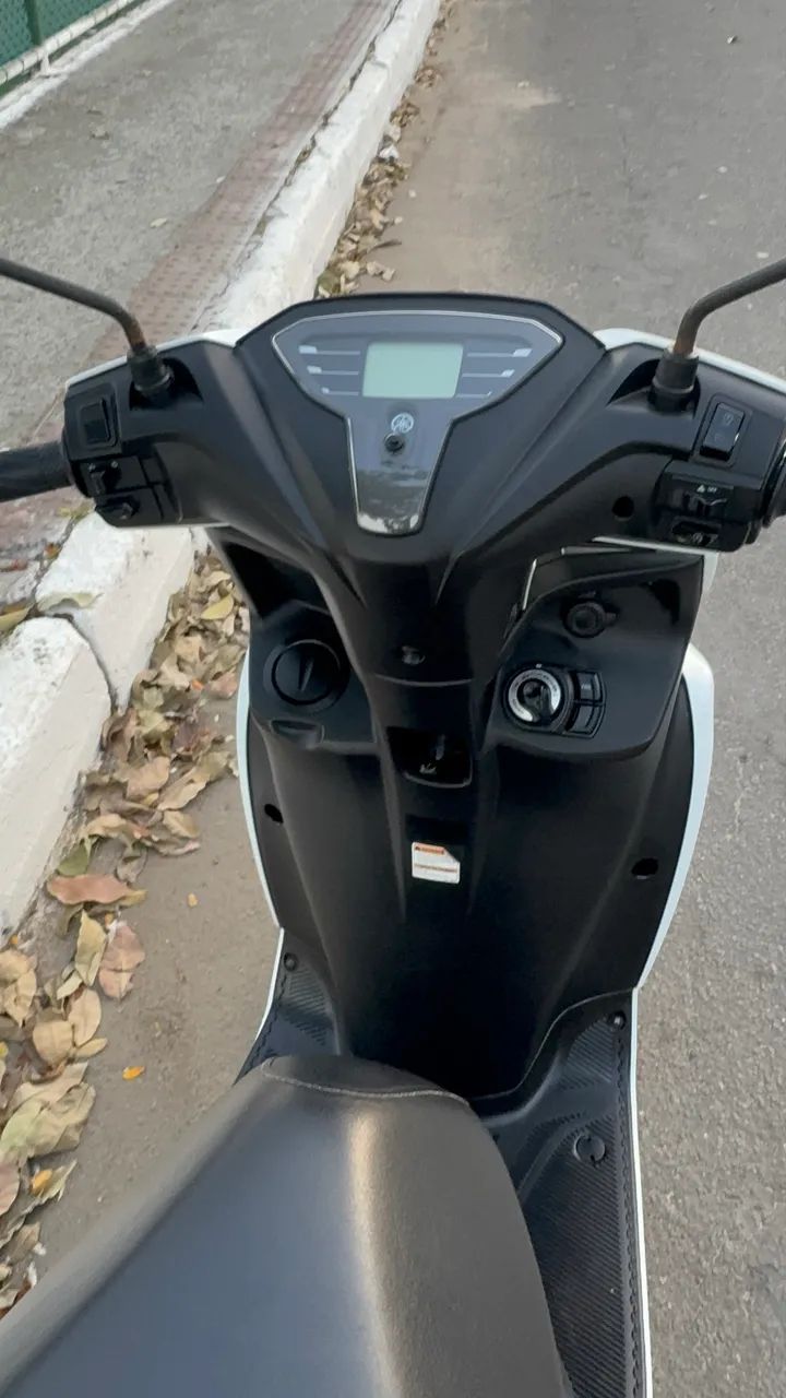 Yamaha Fluo 125 abs  - Foto 4