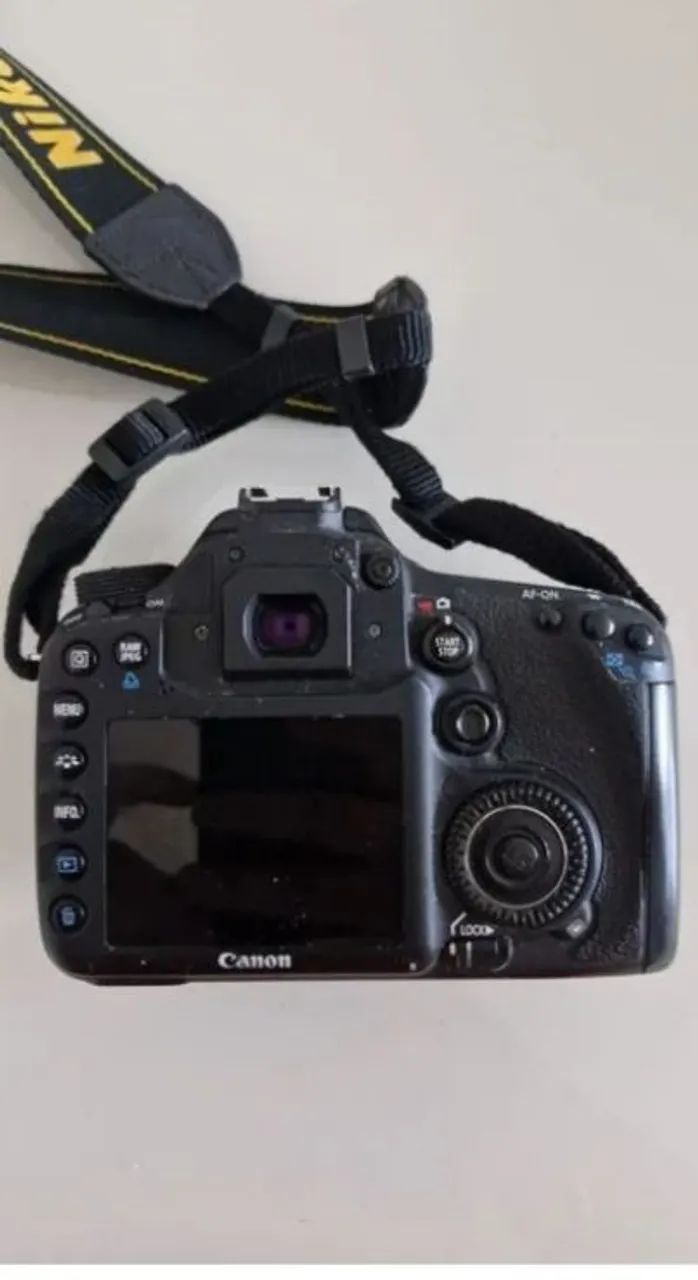 Câmera Canon EOS 7D - Foto 2