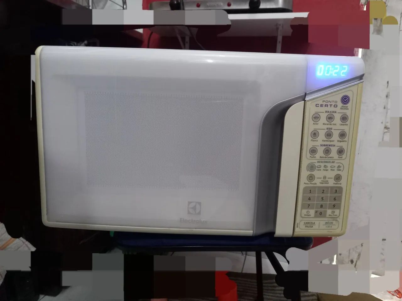 Microondas ELETROLUX 30L - Foto 3