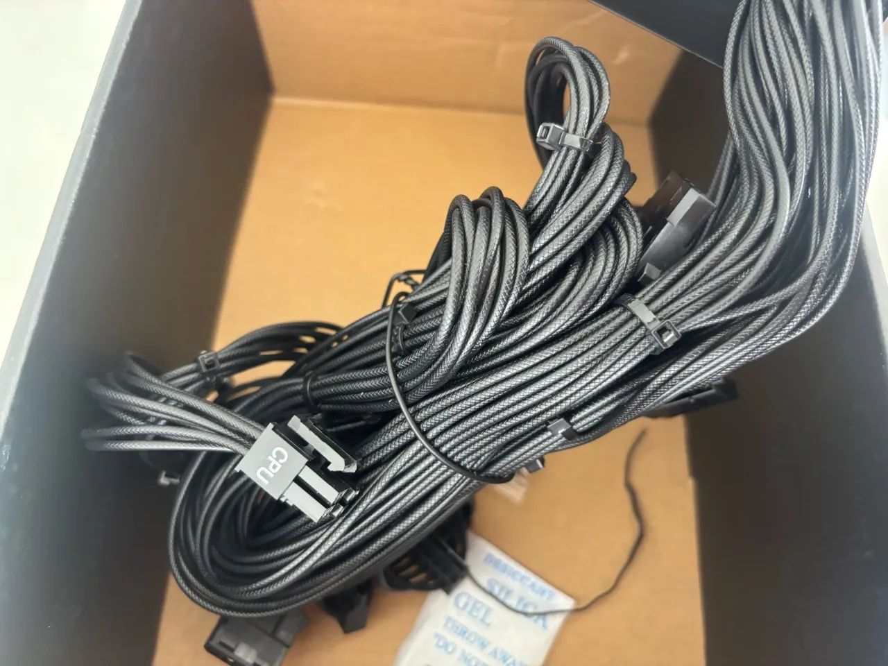 Fonte 650w cooler master - Foto 5