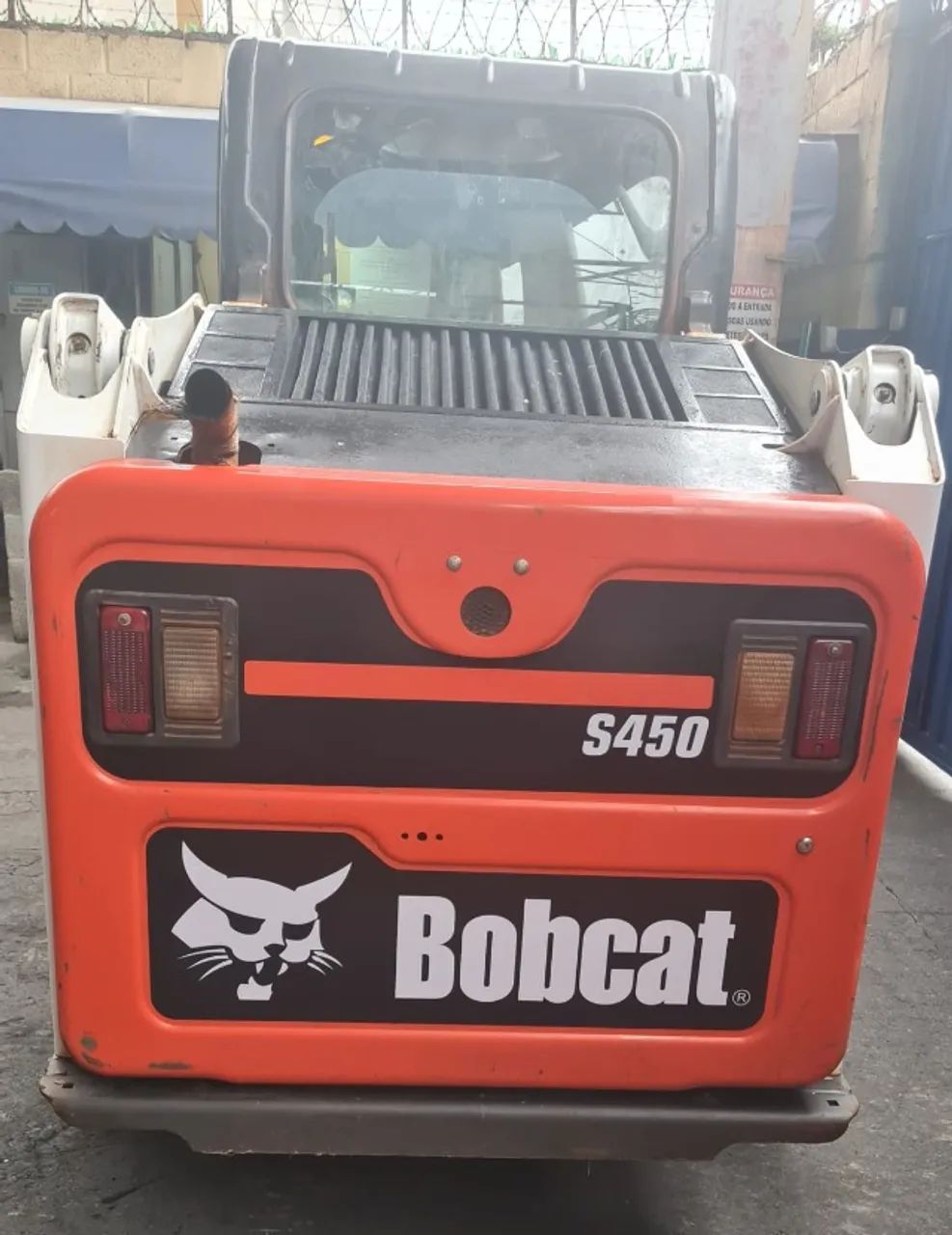Minicarregadeira Bobcat S450 Ano 2023 Com 1255hs C Ar Cond. - Foto 3