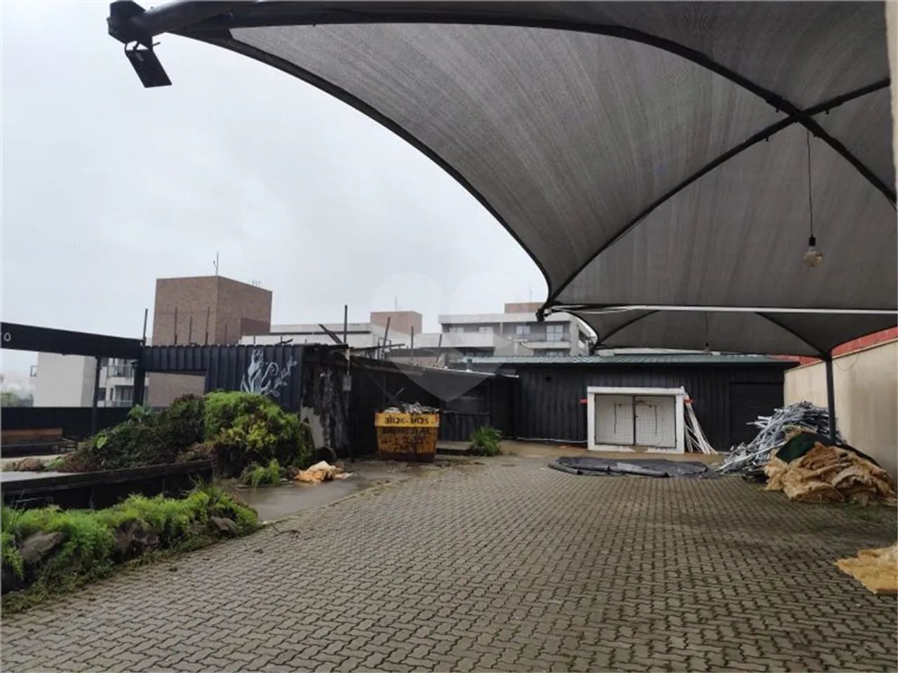 Terreno comercial á venda - 700 m² em Vinhedo/SP
