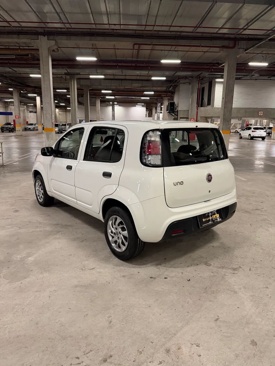Fiat Uno Attractive 1.0 EVO Fire Flex 8V 5P 2019 - Foto 4