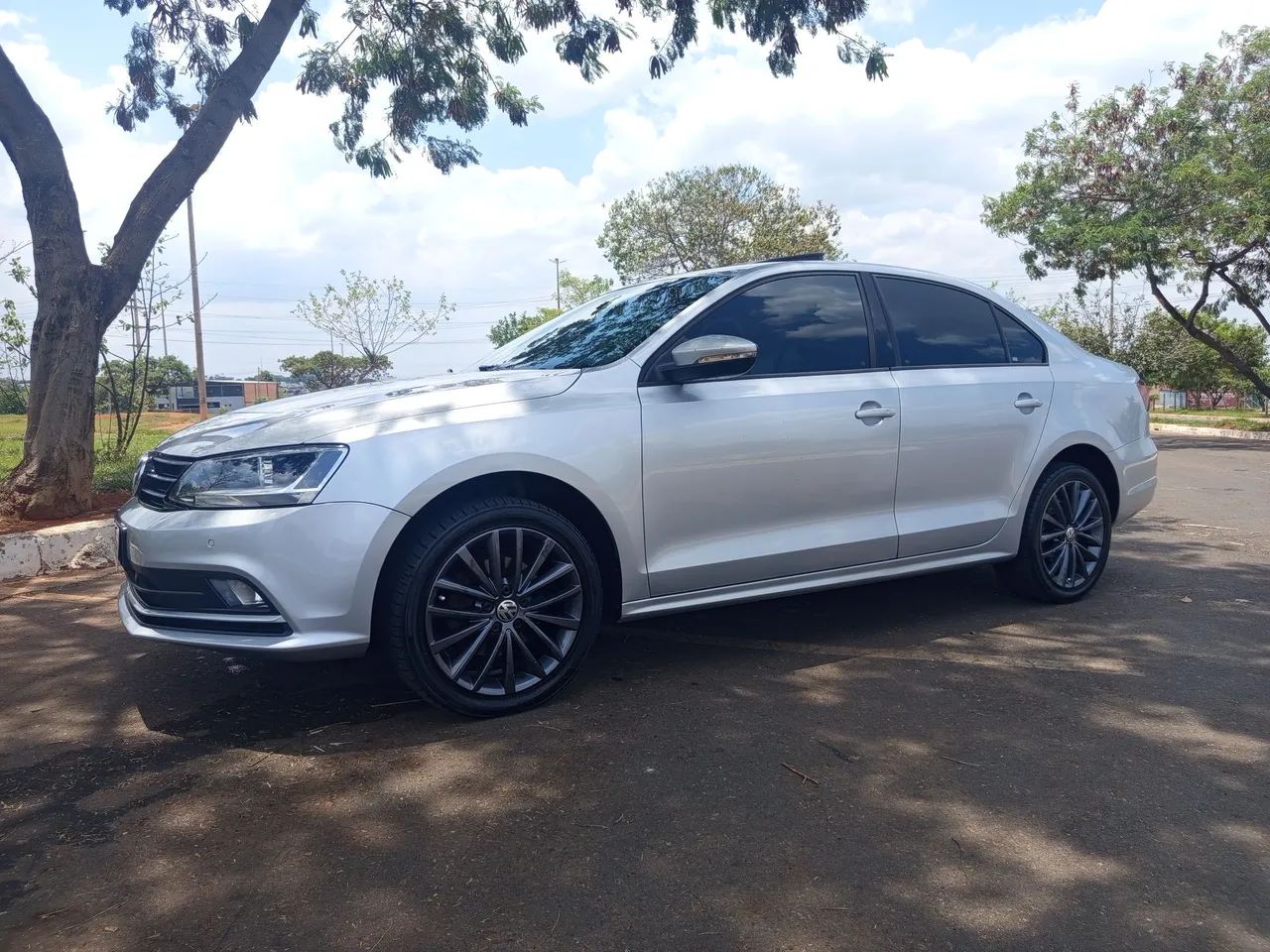 Volkswagen Jetta JETTA Comfortline 1.4 TSI 16V 4p Aut. 2016