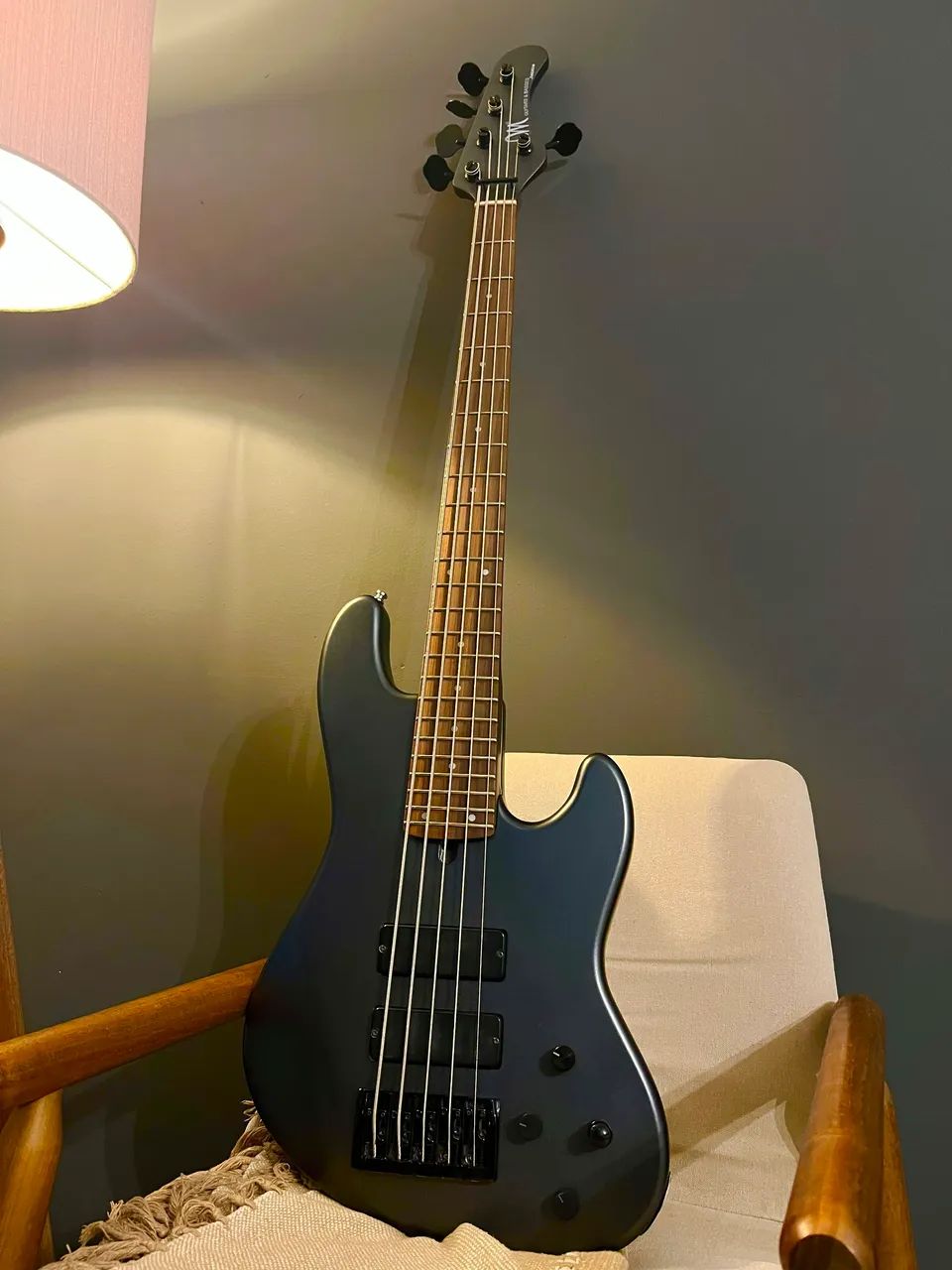 Contra baixo Mayones Luthier  - Foto 2