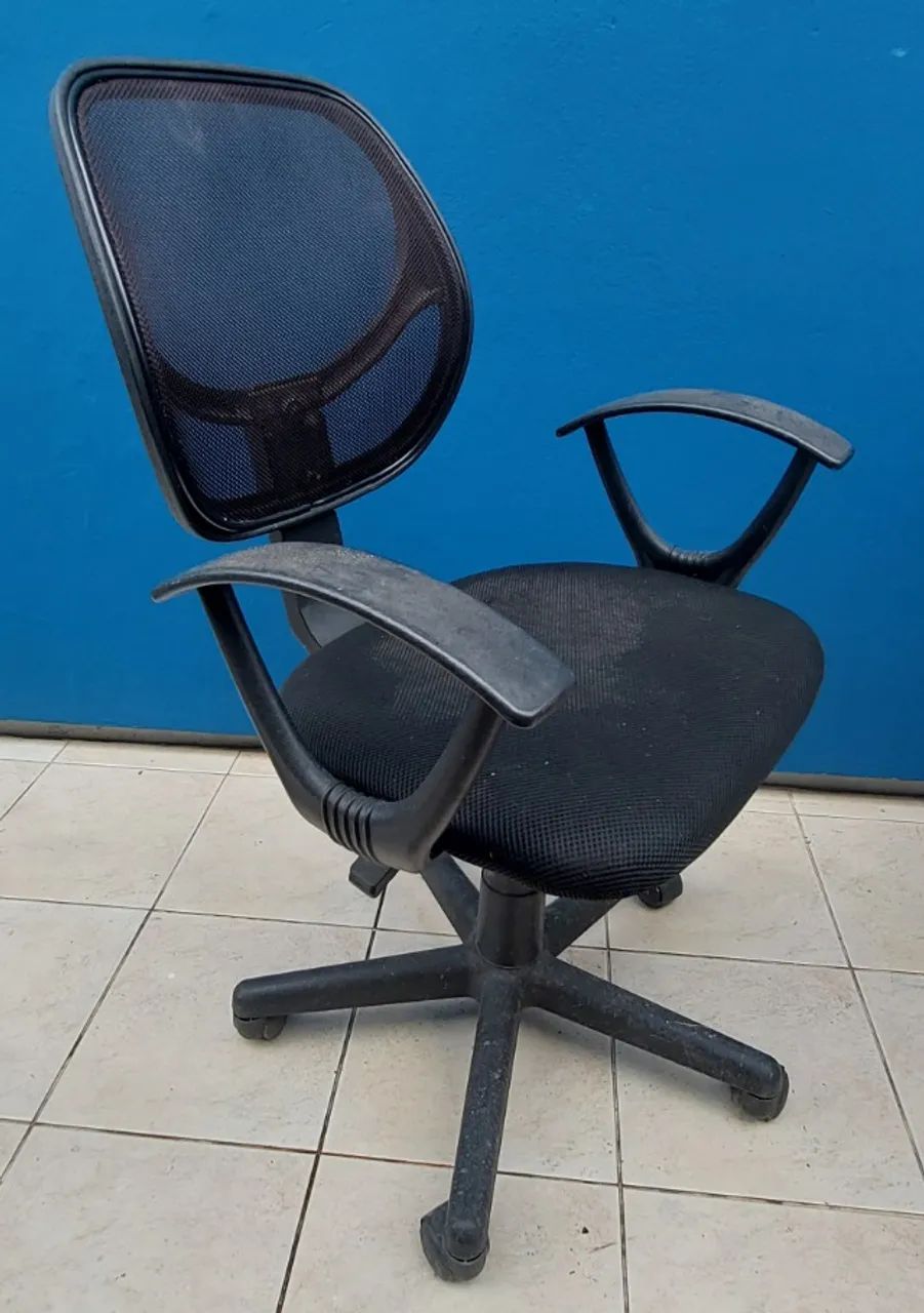 Cadeira de escritório  50 reais