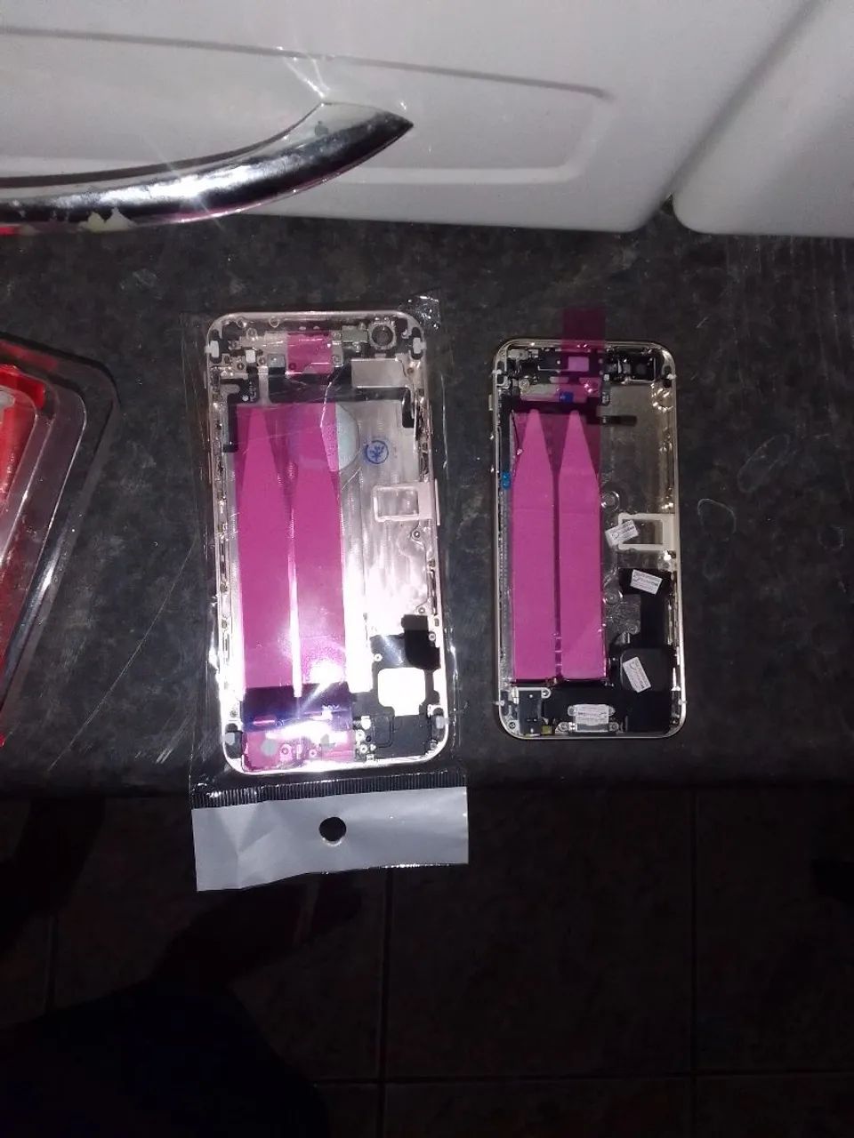 Vendo carcaça de celular iPhone 5 e 6! - Foto 2