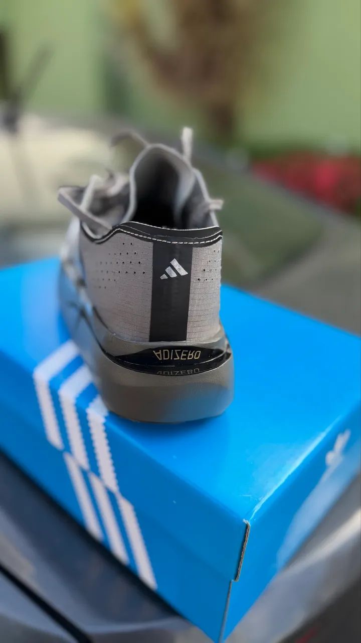 Tênis adidas  - Foto 4