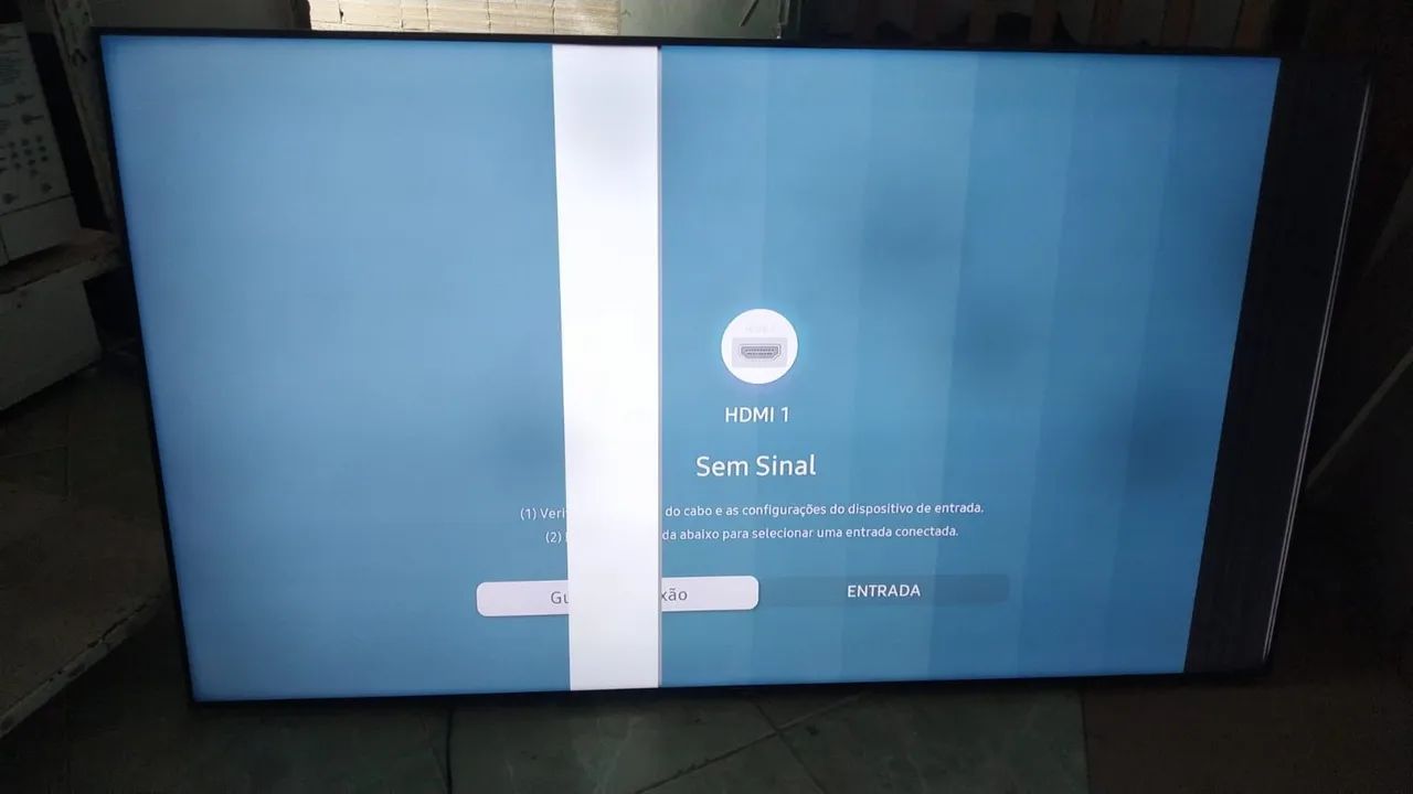 Tv Samsung 75 polegadas UN75TU8000G com defeito na tela