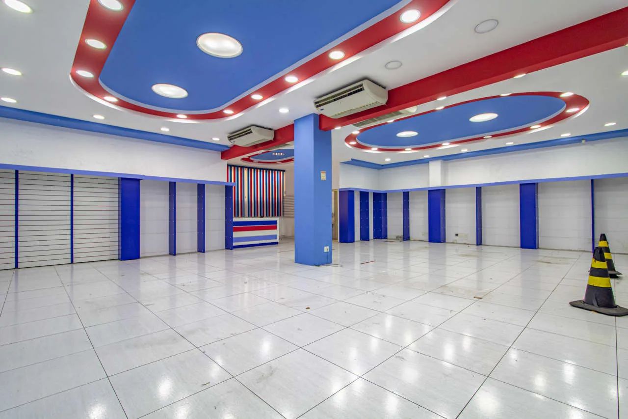 Loja na Avenida Pedro Severino Júnior, 65  700 m² - Foto 3