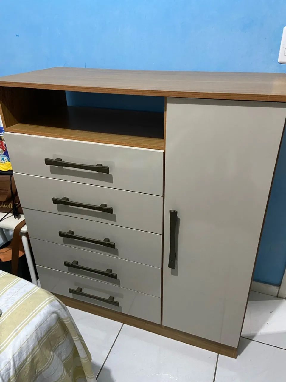 Cômoda 5 gavetas 