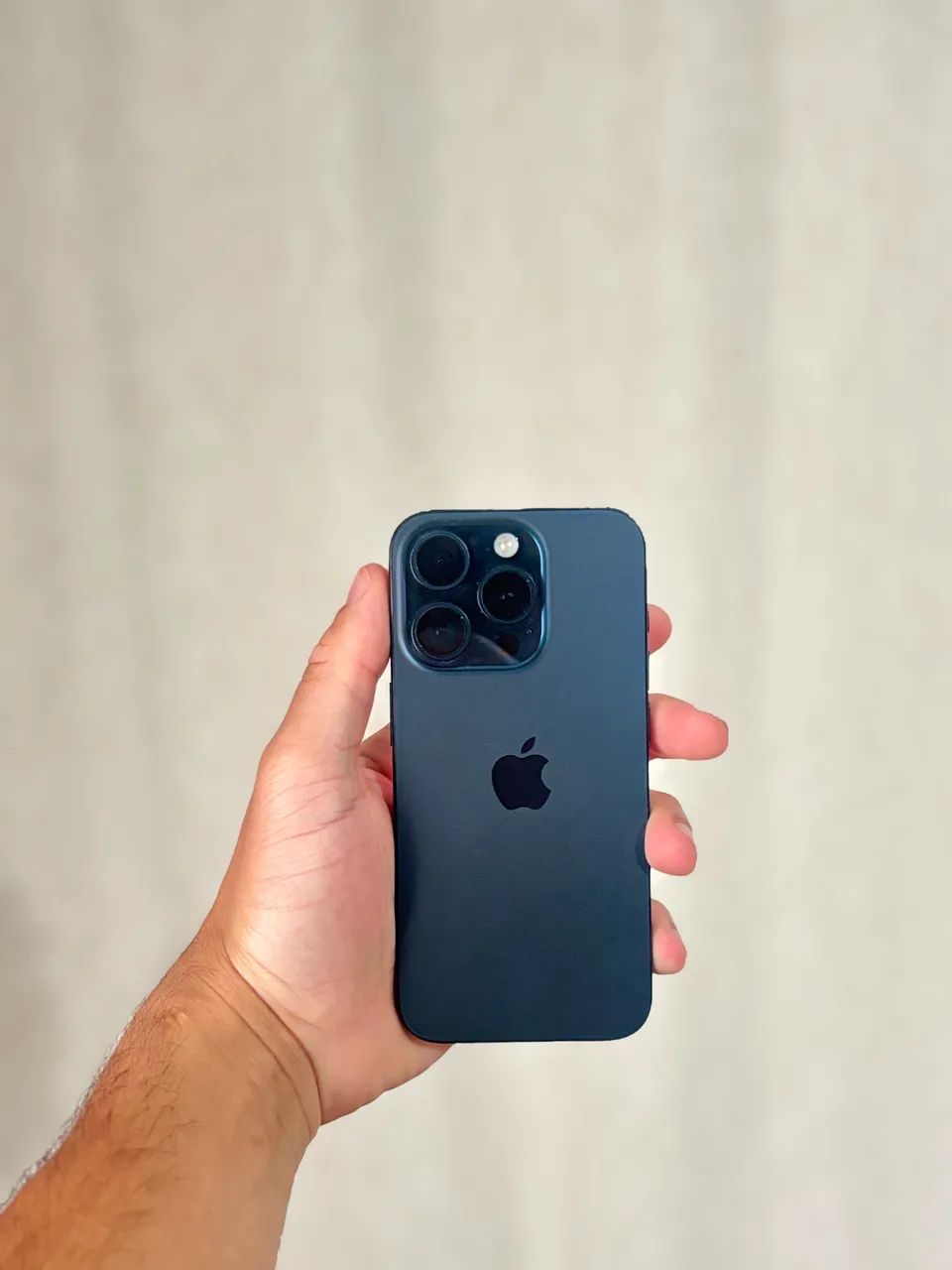 iPhone 15 Pro - Foto 2