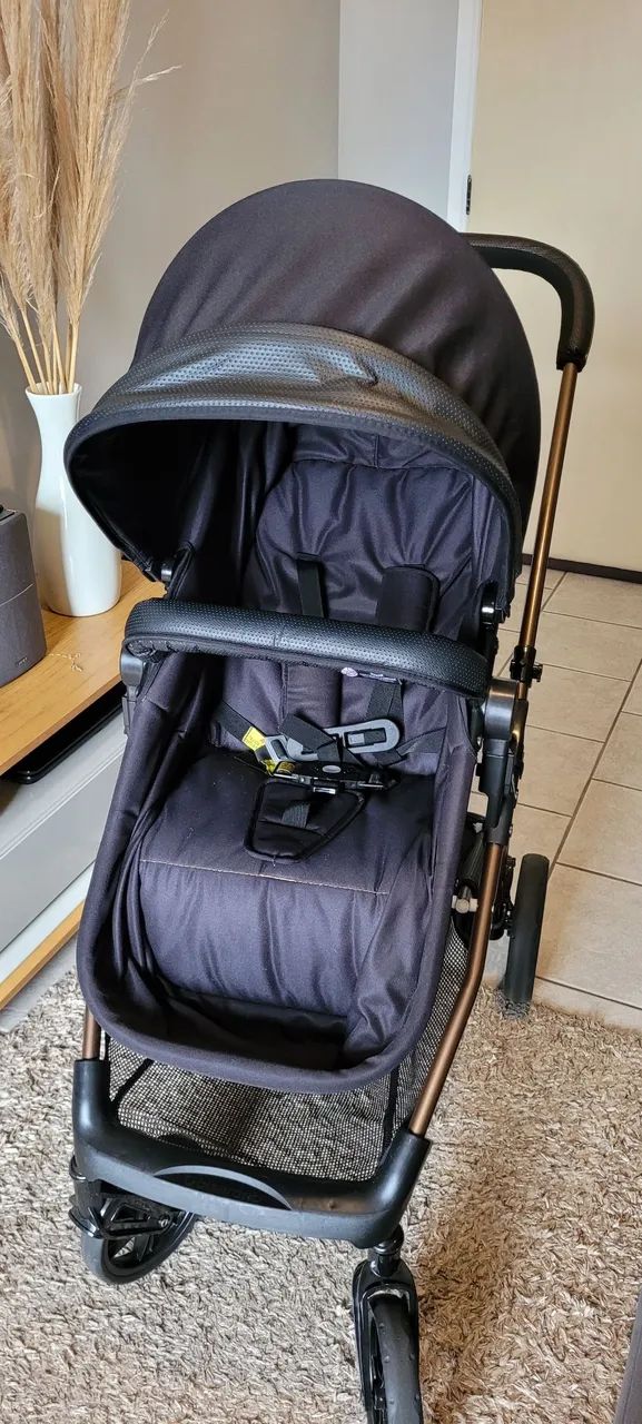 Carrinho de bebê e bebê conforto  - Foto 5