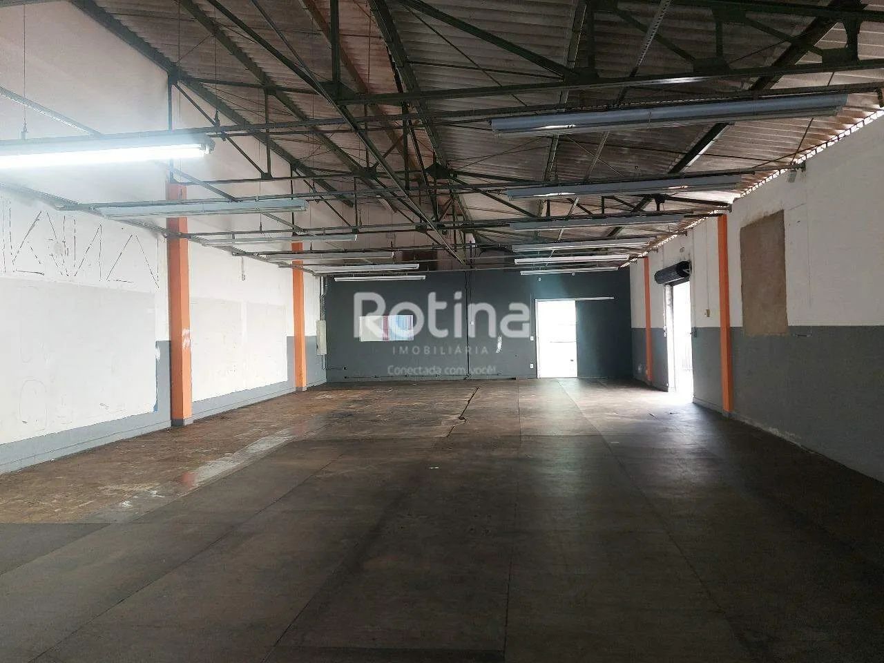Excelente Barracão Comercial - Foto 2