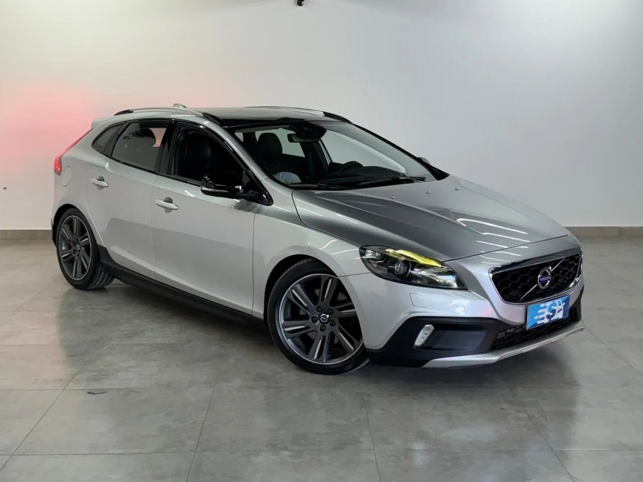 Volvo V40 2016