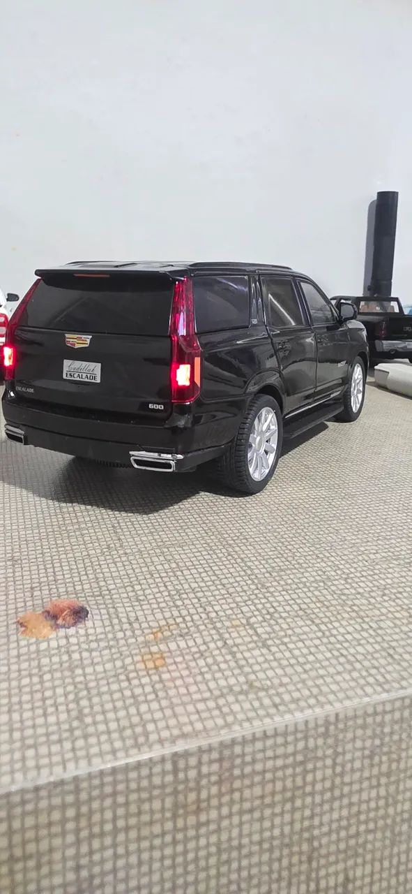 Cadillac escalade miniatura 1/24 - Foto 4