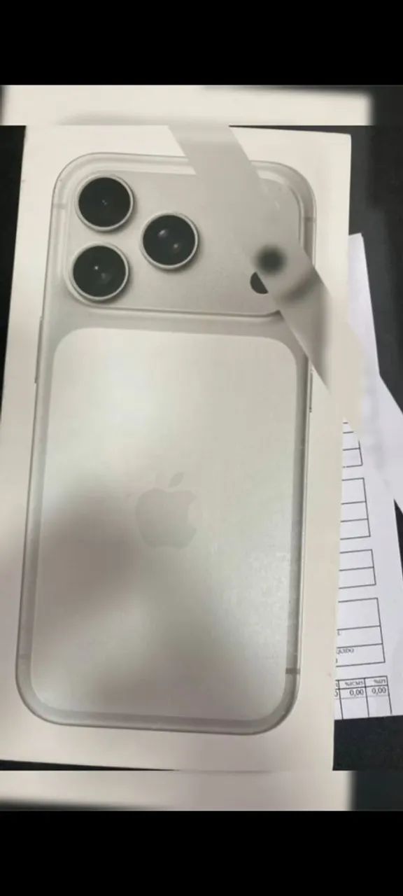 iPhone 17 pro Silver 256 GB LACRADO  - Foto 3
