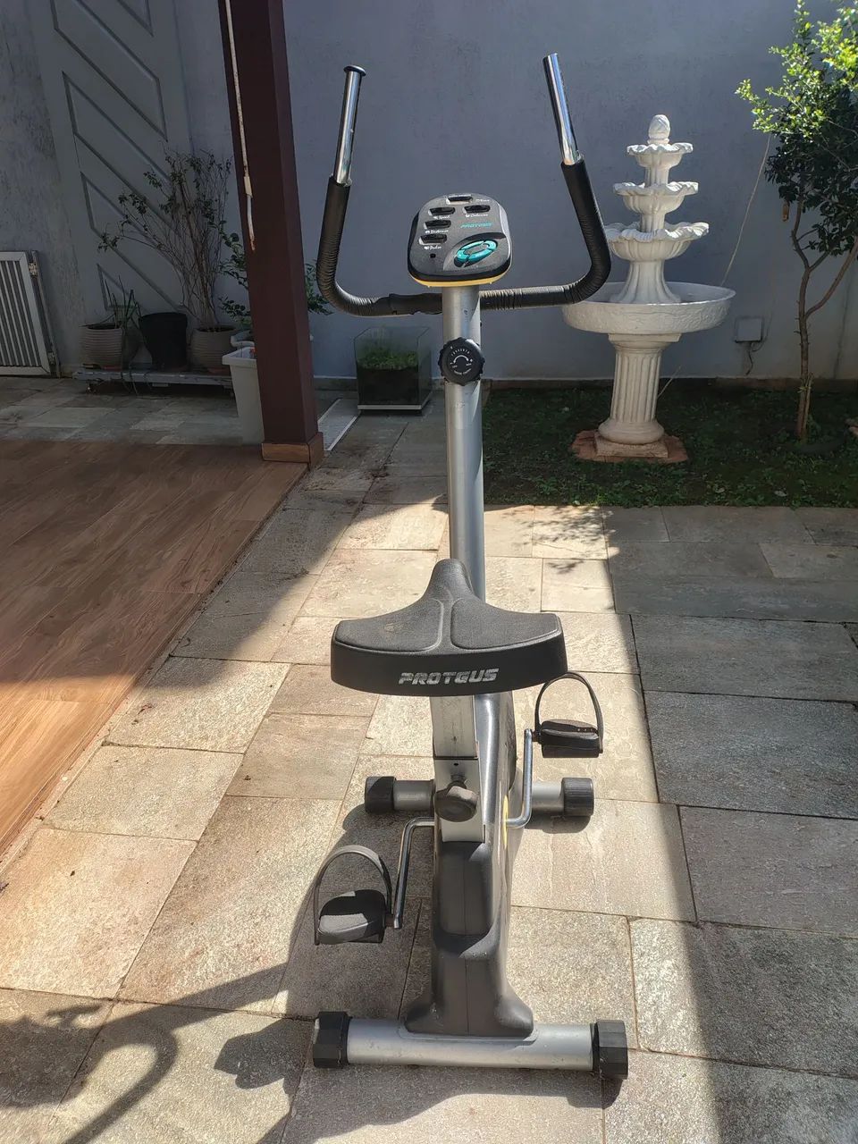 Bicicleta Ergométrica Proteus  - Foto 4
