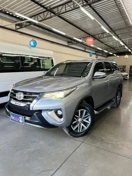 Toyota Hilux 2020