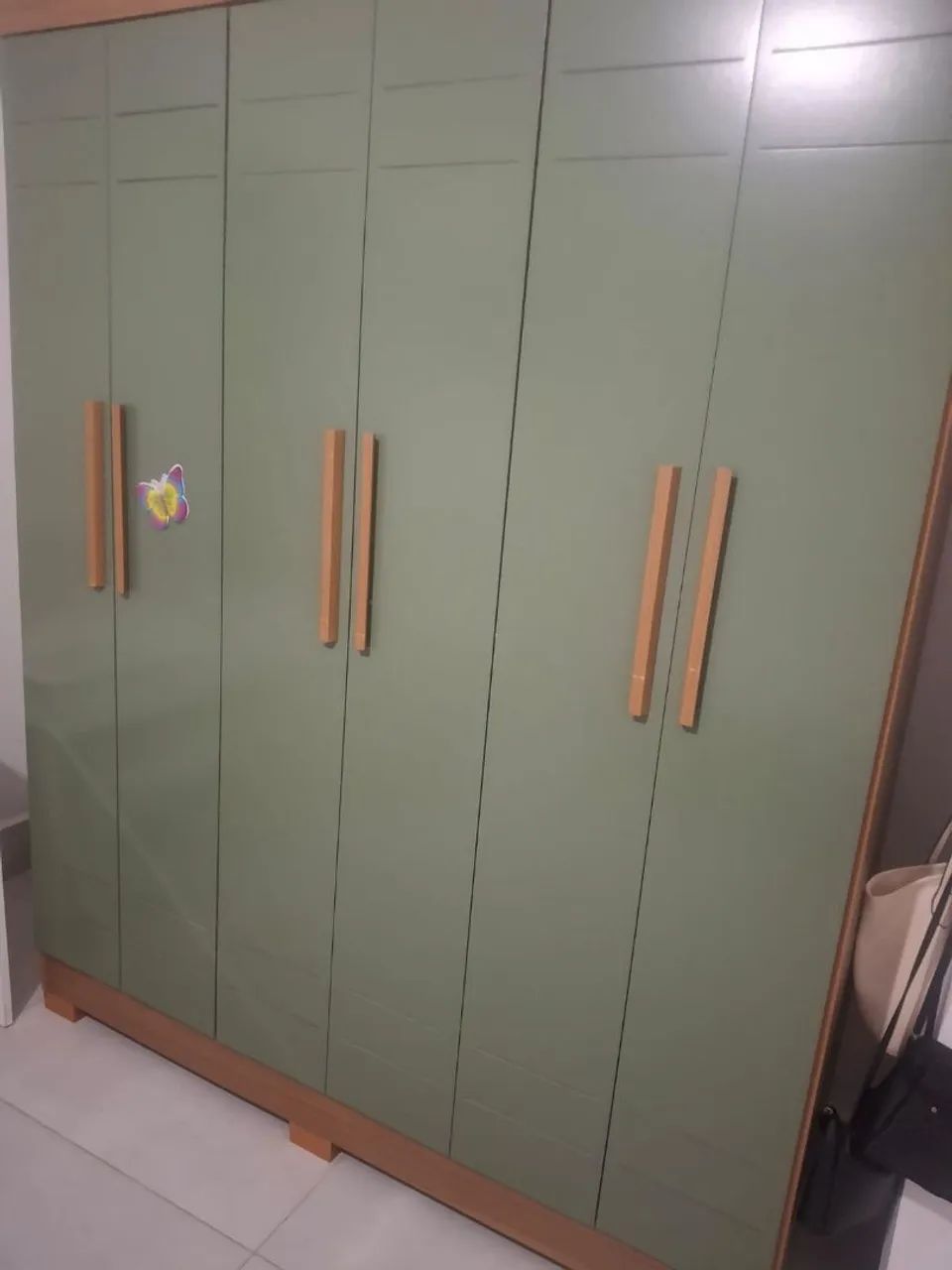 Vendo Guarda-roupa de solteiro 