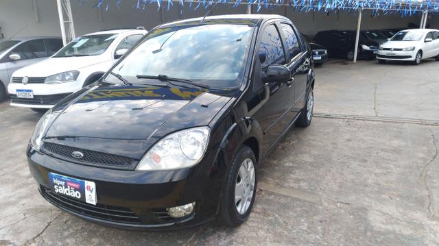 Ford Fiesta sedan 1.6 completo - Foto 2
