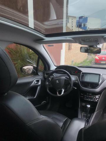 Peugeot 208 - Foto 2