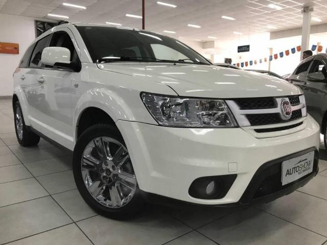 FIAT FREEMONT 2013/2014 2.4 PRECISION 16V GASOLINA 4P AUTOMÁTICO