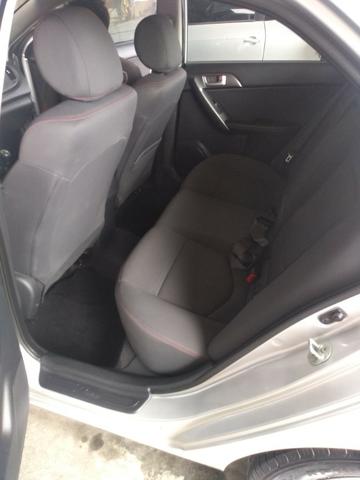 Kia Cerato - Foto 5