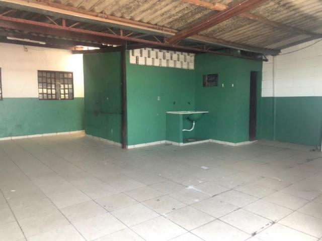 QN 15 A - Casa 3 quartos, próximo a avenida principal - Foto 5