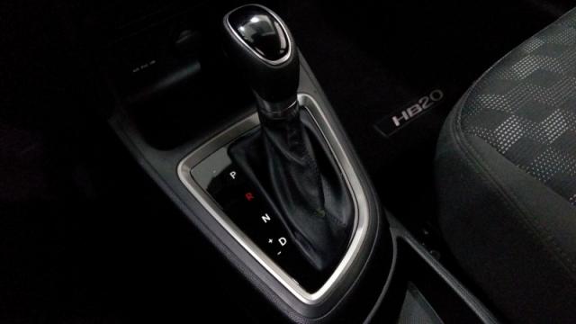 HYUNDAI HB20 1.6 COMFORT PLUS 16V FLEX 4P AUTOMATICO. - Foto 9