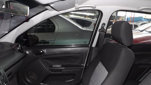 FIESTA 2012/2012 1.0 MPI HATCH 8V FLEX 4P MANUAL - Foto 7