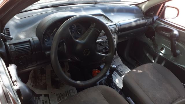Vendo ou troco classic 2002 num mais novo dou volta