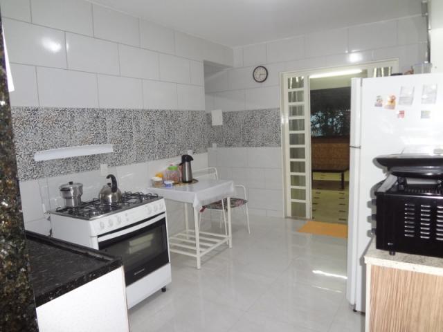 QN 7A - Ótima casa 2 quartos, reformada, excelente localização! - Foto 17