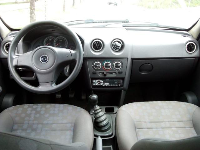 Prisma Joy 1.0 Flex Ano 2011 Baixo Km !!! - Foto 3