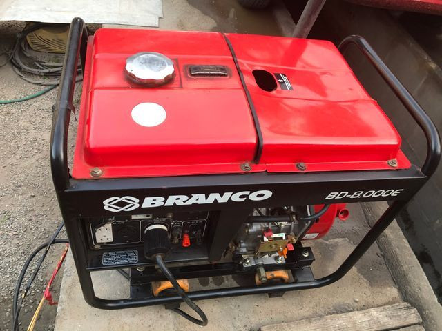 Gerador a Diesel injeção eletrônica de 8 KVA, partida elétrica - Foto 5