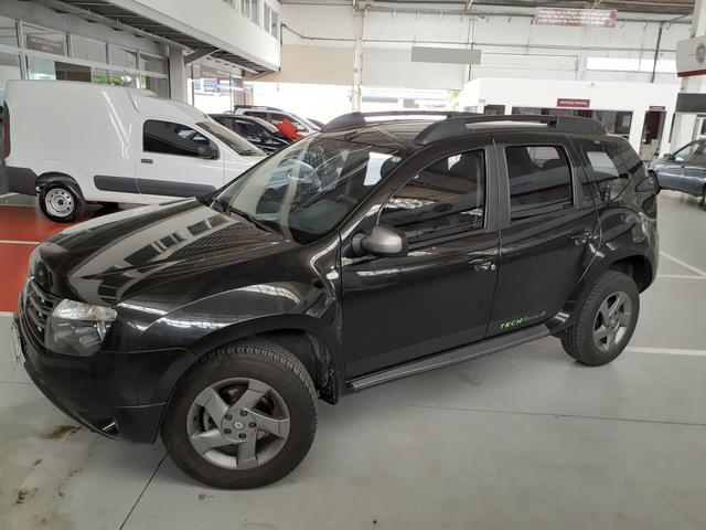 Concessionária FIAT VENTUNO ( DUSTER TECHROAD 2.0 AT 2015)