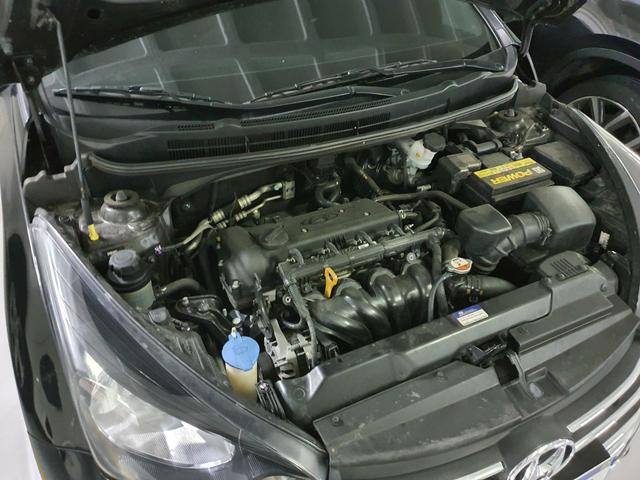 Vendo HB20s 1.6 At Comfort Flex - Foto 7