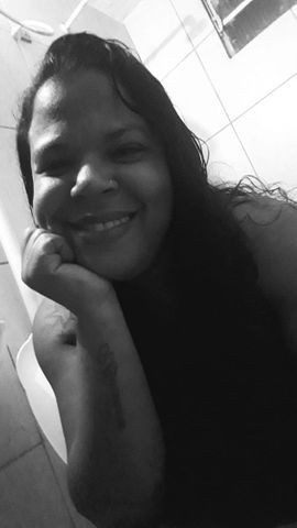 Cuidadora de idosos com certificado