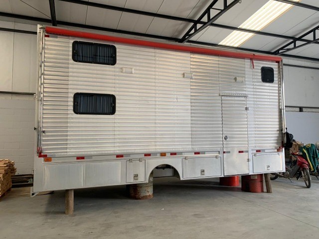 BAÚ MOTOR HOME PARA RODEIO