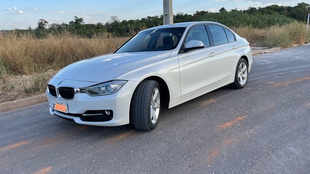 BMW 320I ACTIVE SPORT FLEX